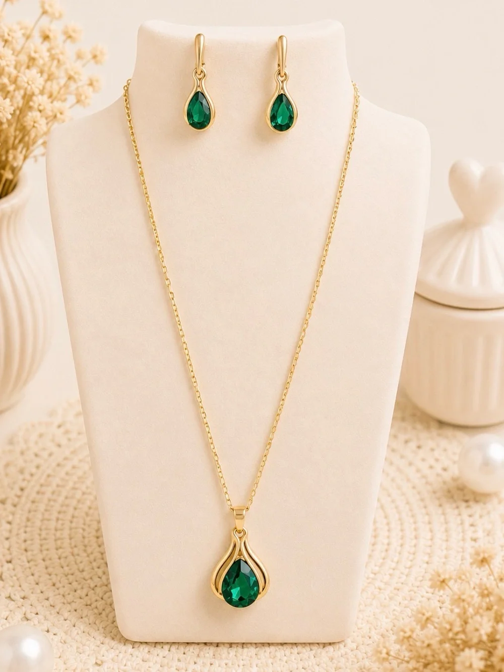 Gold-Tone Emerald Green Teardrop Stone Pendant Necklace and Earring Set-NWOT